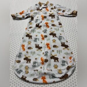 H B Baby Gray Tan Sleep Sack w Forest Animals Full Zip Closed Bottom

Size 0-9 M